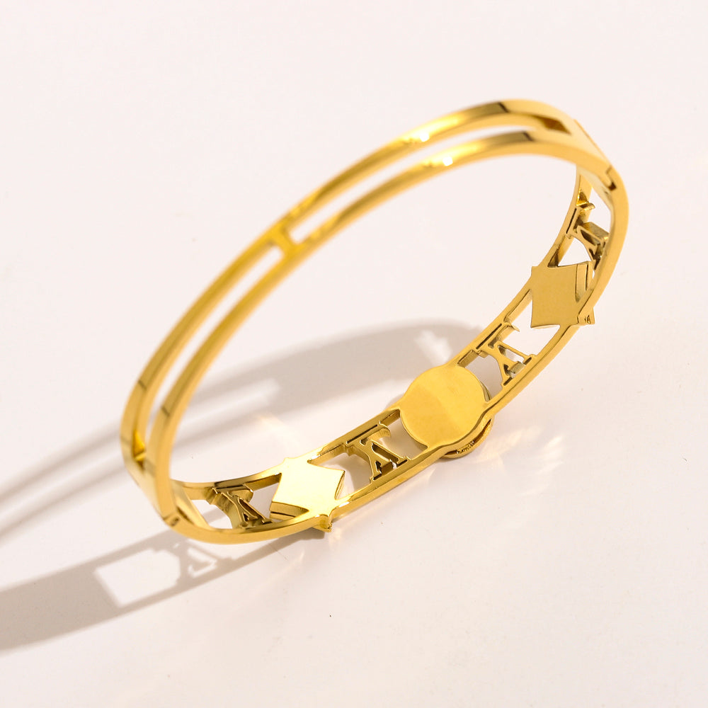 Four Leaf Clover Openwork Bracelet