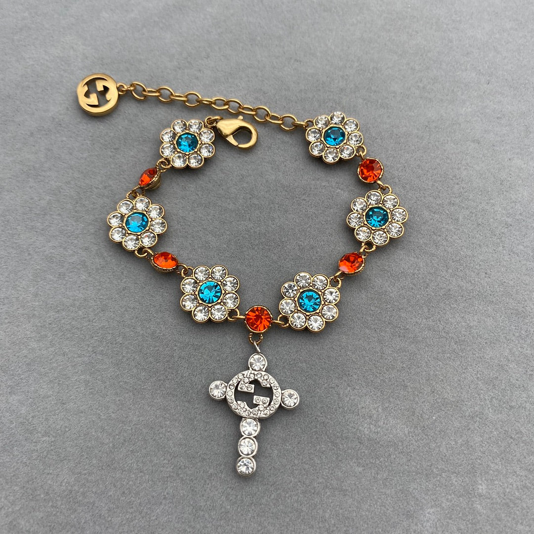 Noble Colored Diamond Bracelet