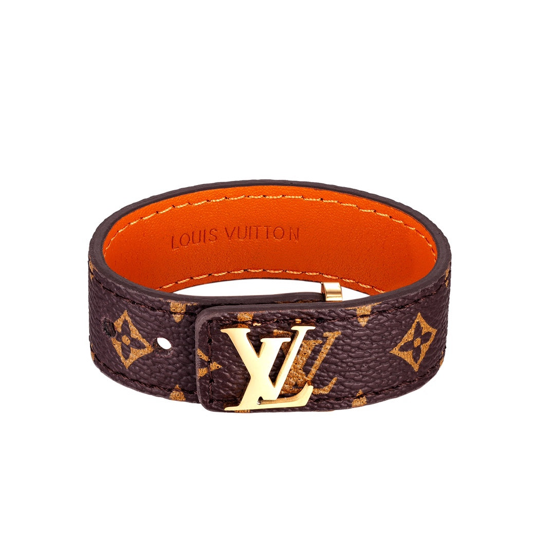 Monogram Belt Buckle Logo Leather Bracelet
