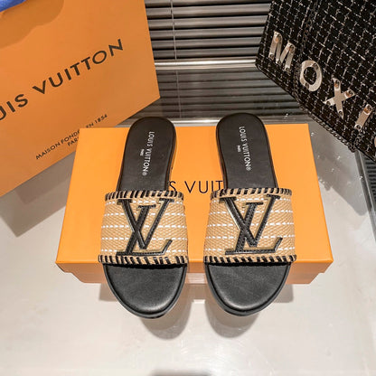 Woven Leather Flat Slippers