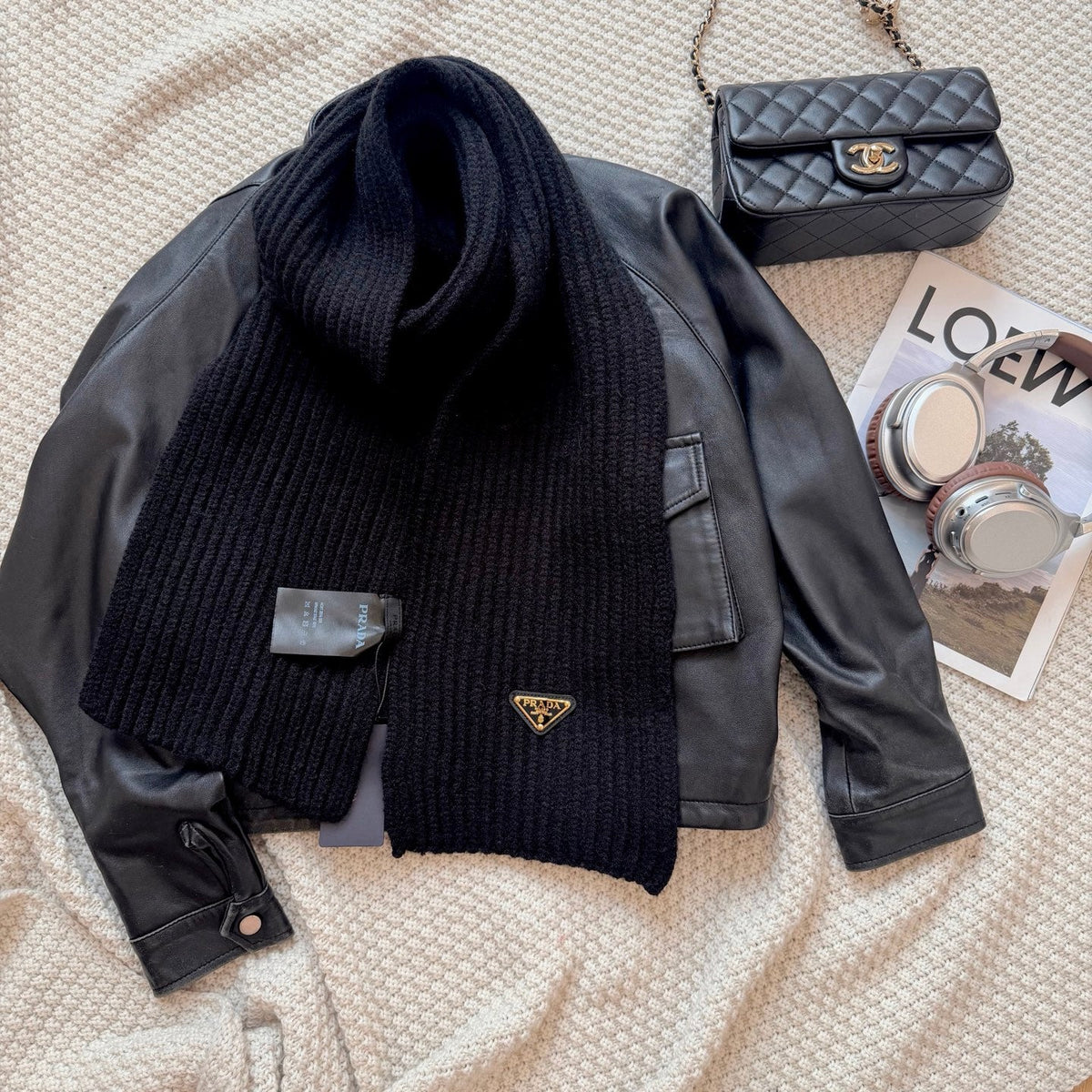 💰 New Classic Couple's Lambswool Scarf 📦 – Elegant & Minimalist