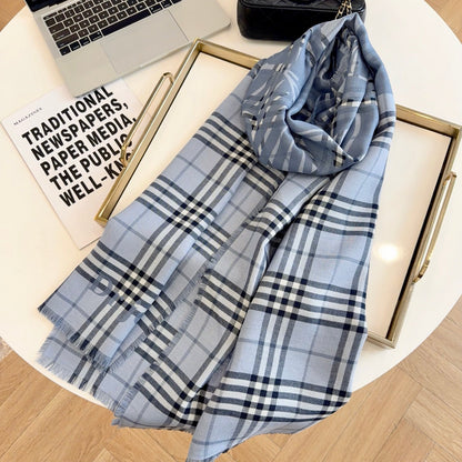 Reversible Equestrian Plaid Scarf – 70% Wool & 30% Silk, Double-Sided Contrast Design, 200 × 65 cm