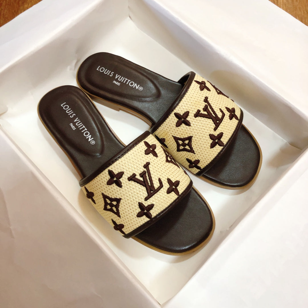 Woven Embroidered Slippers