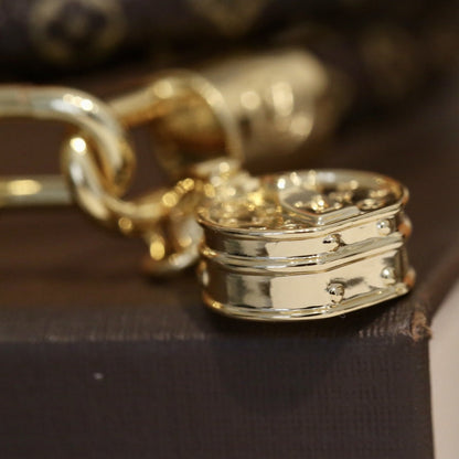 Exquisite Lock Leather Bracelet