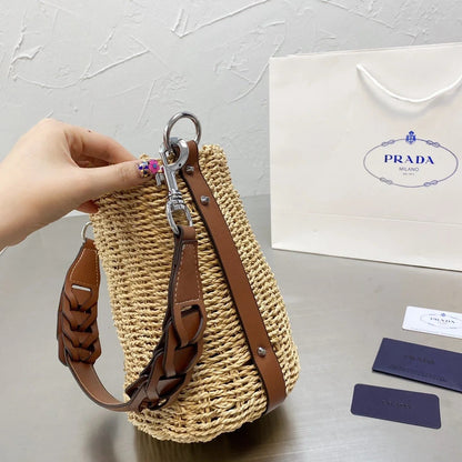 Sunshine straw bag