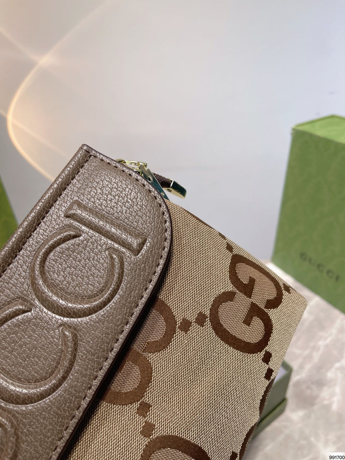Classic New Messenger Bag