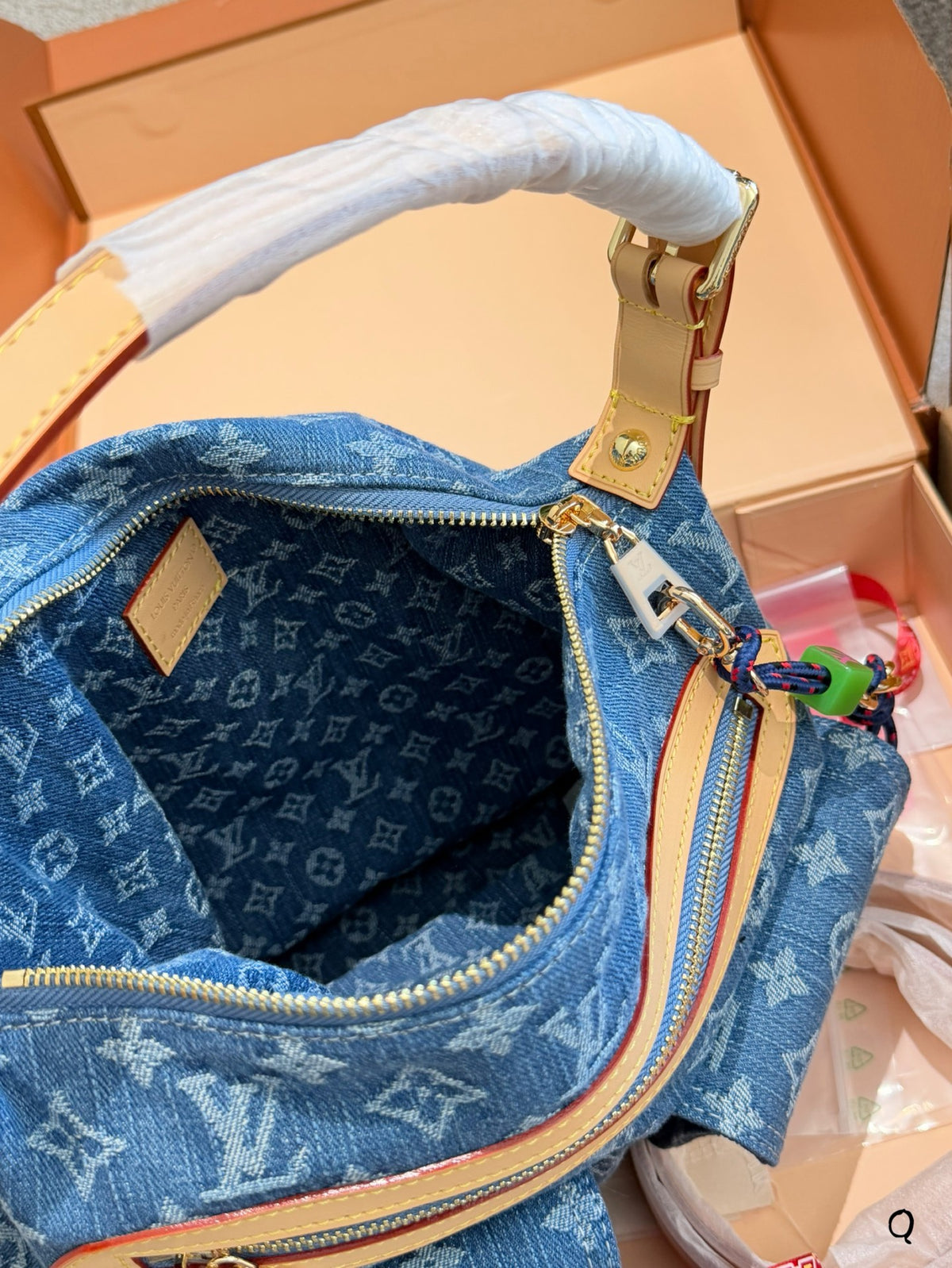 Vintage Denim Baggy Shoulder Bag 💙