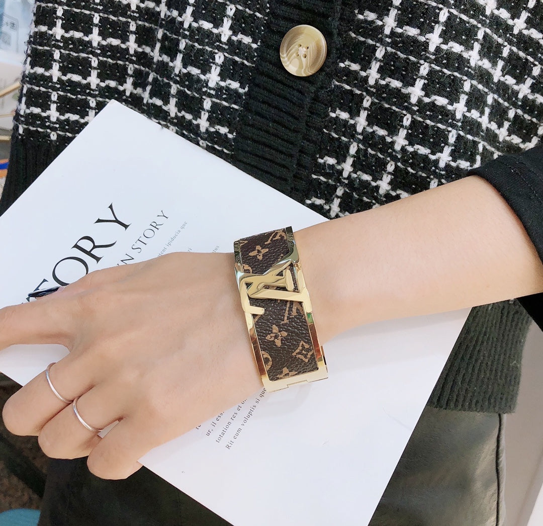 Alphabet Monogram Cutout Bracelet