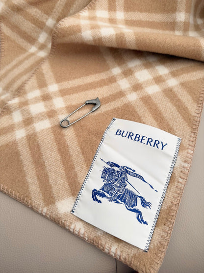 ✨ In Stock | 2025 New Year Hooded Checkered Wool Shawl – Elegant Blanket-Style Wrap