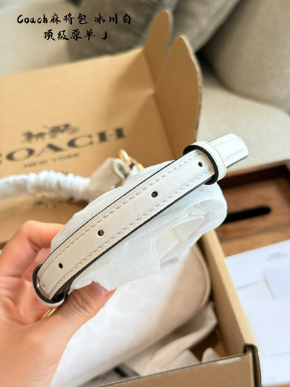 New Arrival | Glacier White Shoulder Bag 🤍