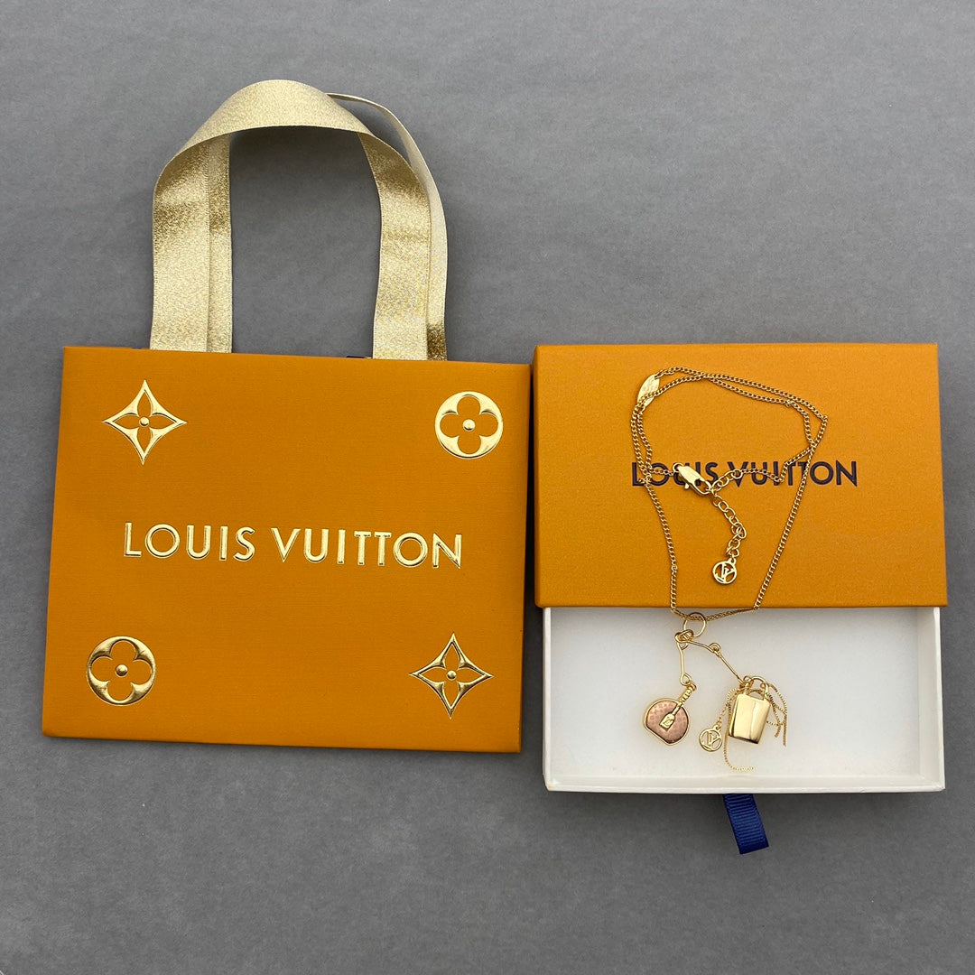 Travel Tote Lock Pendant Necklace