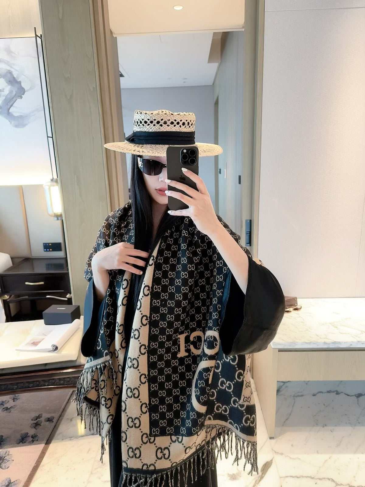 ✨ 2026 New Vintage Geometric Jacquard Cashmere Scarf – Refined Heritage Style