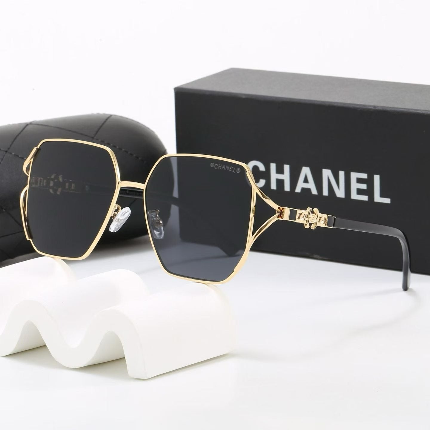 7 Color Hexagon Metal Decor Sunglasses