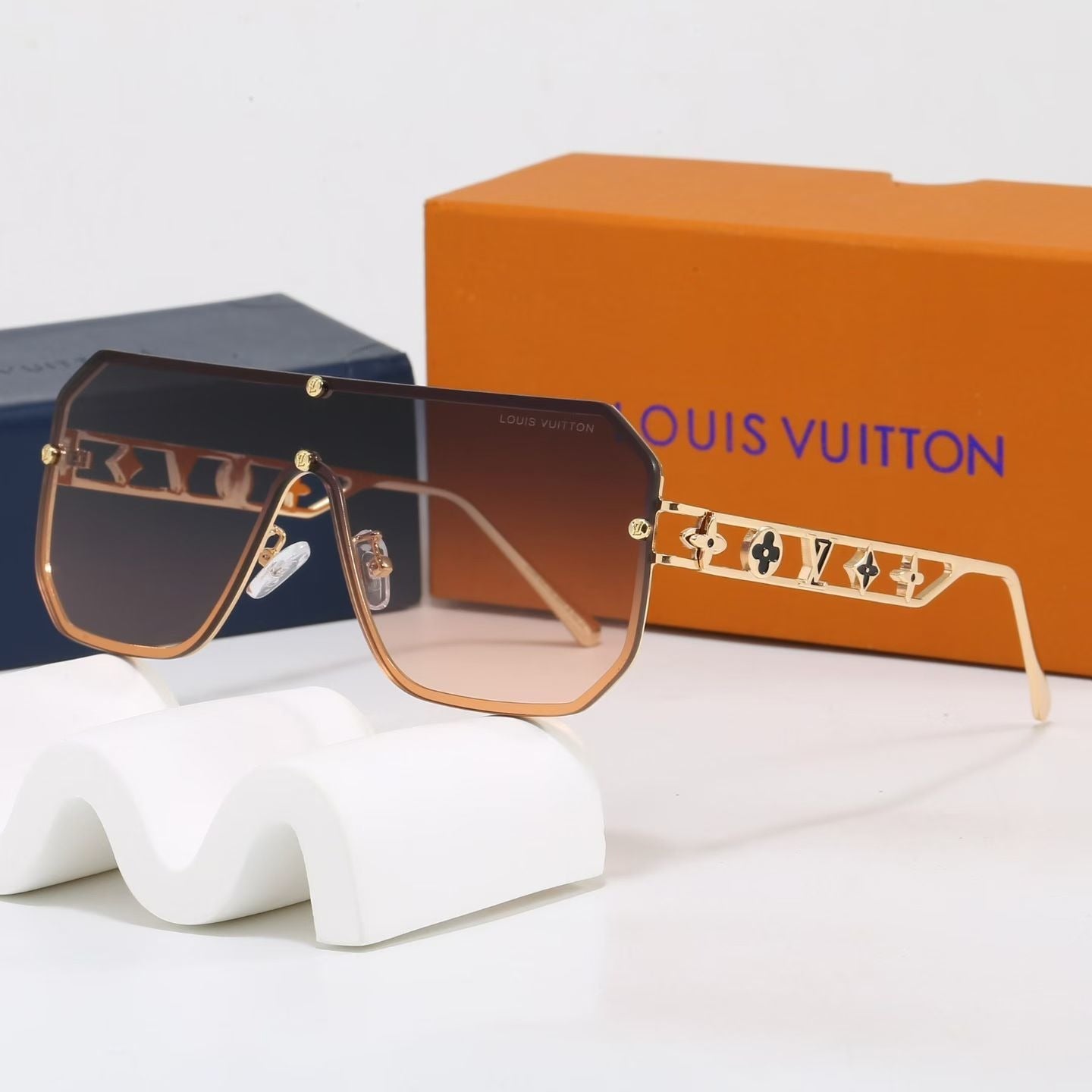 7 Color Shield One-Piece Metal Sunglasses